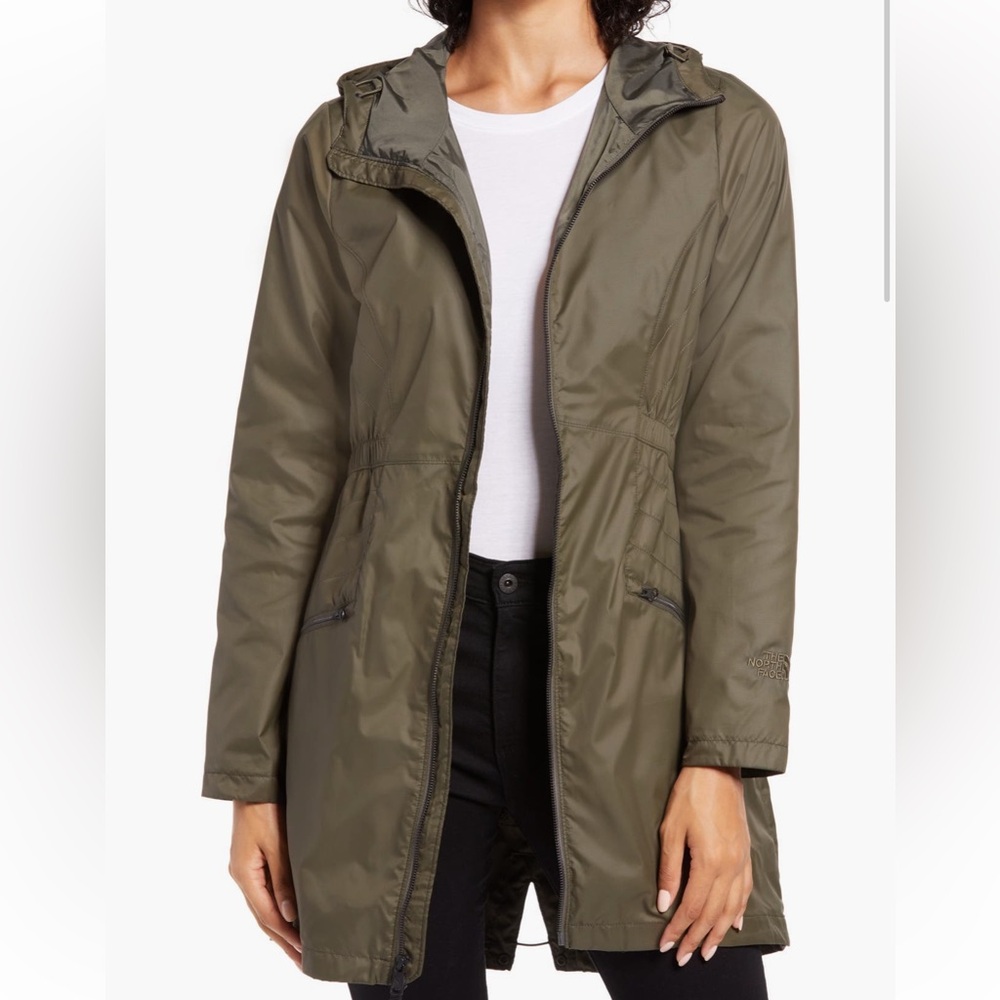 The North Face Rissy 2 Hooded Water Repellent Rain Coat